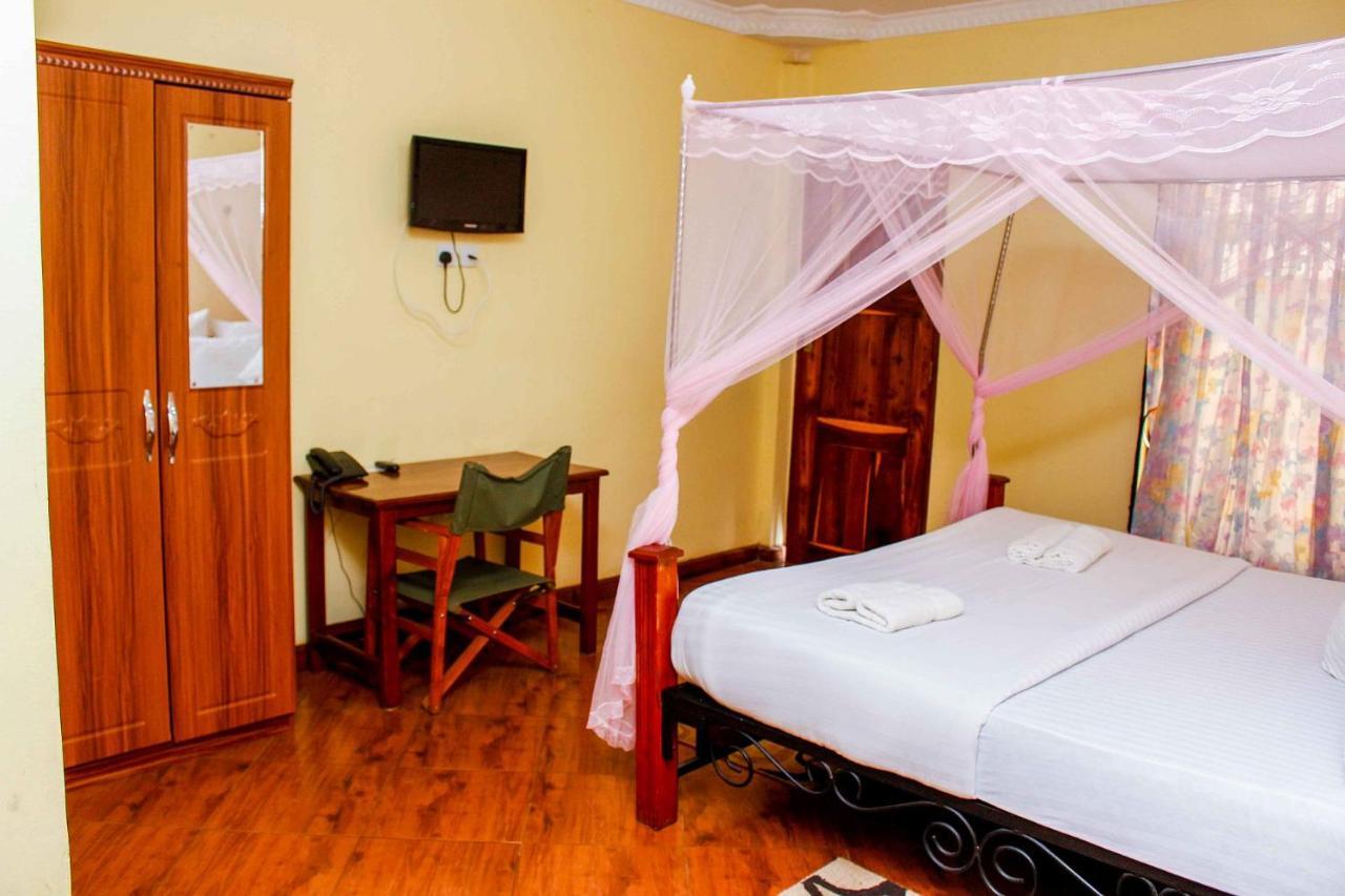 Bright Star Hotel Аруша Экстерьер фото